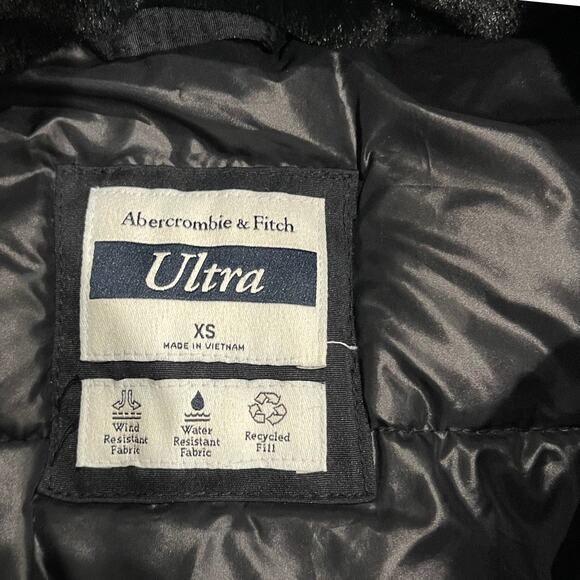 Abercrombie and Fitch Water Resistant Jacket XS Faux Fur Removable Hood Winter - Picture 4 of 5